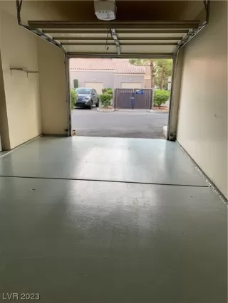 Photo #4: 2525758 Listing