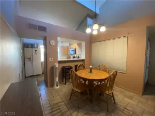 Photo #5: 2525789 Listing