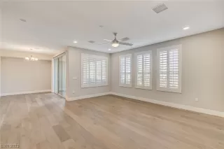 Photo #4: 2525790 Listing