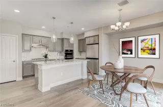 Photo #6: 2525790 Listing