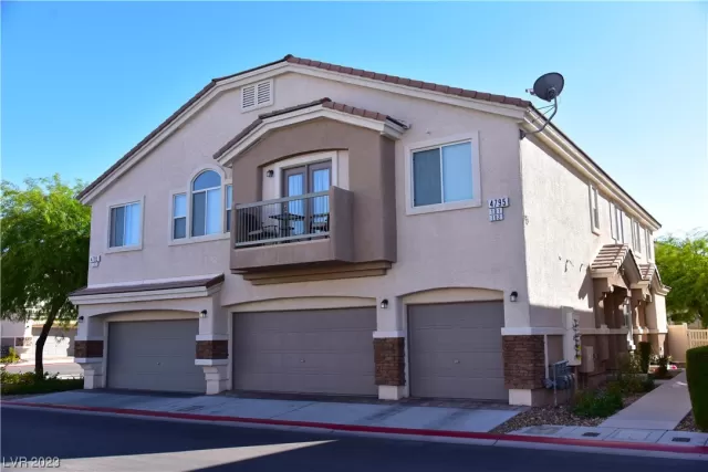 MLS: 2525803 Condo For Sale