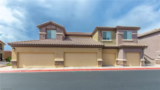 MLS: 2525866 Condo For Sale