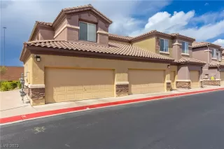 Photo #1: 2525866 Listing