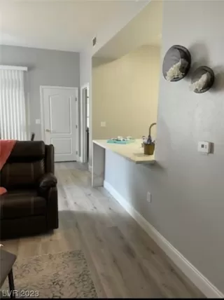 Photo #1: 2525876 Listing 