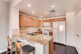 Photo #6: 2525890 Listing 