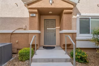 Photo #2: 2525909 Listing 