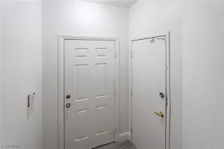 Photo #3: 2525909 Listing 