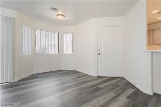 Photo #5: 2525918 Listing 