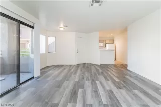 Photo #6: 2525918 Listing 