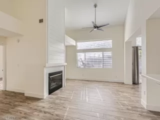 Photo #5: 2525937 Listing 