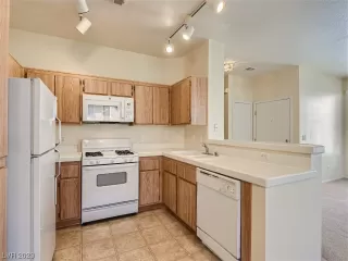 Photo #6: 2525997 Listing 