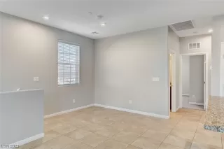 Photo #4: 2526004 Listing 