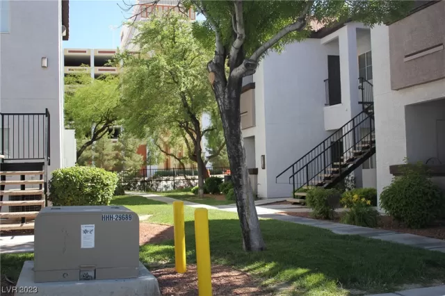 MLS: 2526021 Condo For Sale