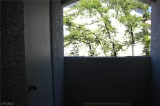 Photo #4: 2526021 Listing 