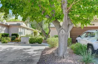 Photo #1: 2526022 Listing