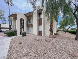 Photo #1: 2526025 Listing