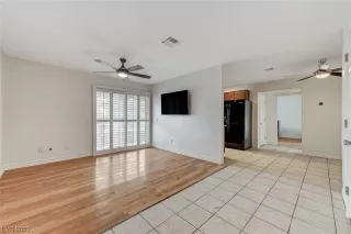 Photo #2: 2526050 Listing 