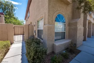 Photo #2: 2526068 Listing 