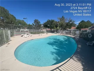 Photo #3: 2526084 Listing 