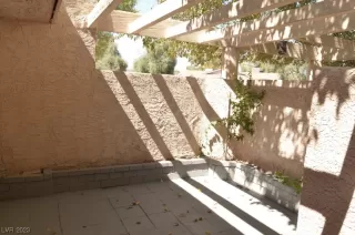 Photo #2: 2526126 Listing