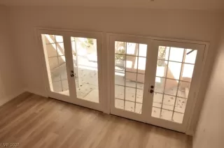 Photo #4: 2526126 Listing