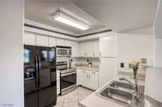 Photo #6: 2526129 Listing