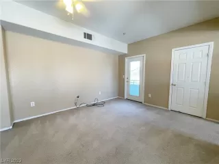 Photo #5: 2526150 Listing 