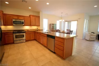 Photo #1: 2526173 Listing