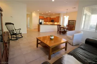 Photo #2: 2526173 Listing