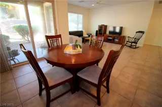 Photo #3: 2526173 Listing