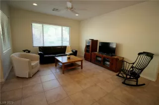 Photo #4: 2526173 Listing