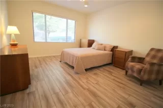 Photo #6: 2526173 Listing