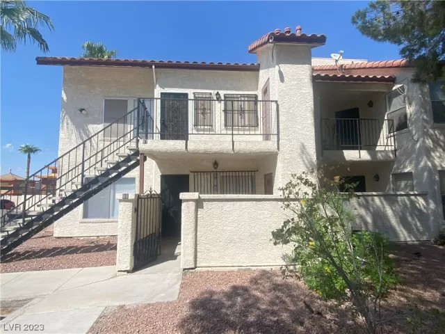 MLS: 2526190 Condo For Sale