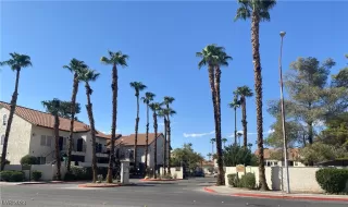 Photo #1: 2526190 Listing