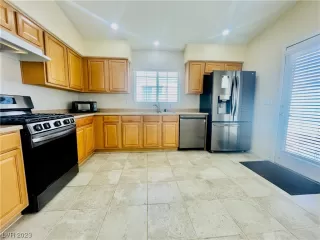 Photo #3: 2526200 Listing 