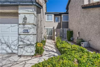 Photo #2: 2526201 Listing