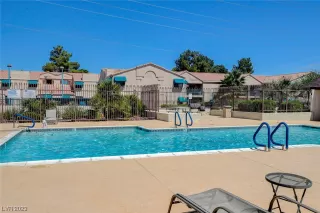 Photo #2: 2526207 Listing 