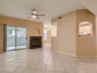 Photo #1: 2526213 Listing