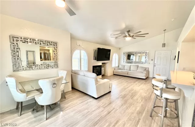 MLS: 2526230 Condo For Sale