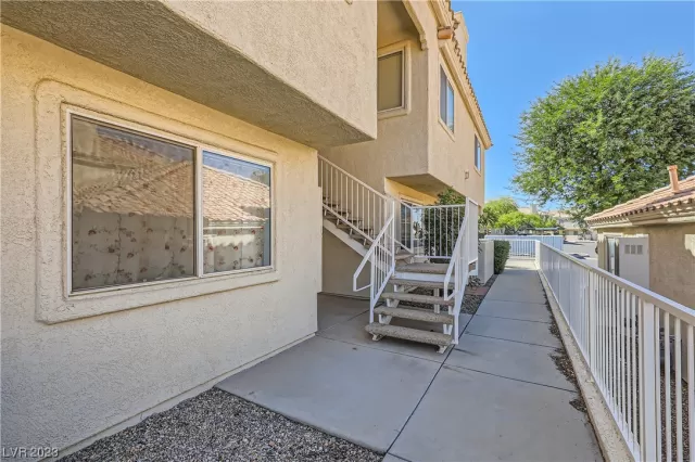 MLS: 2526253 Condo For Sale