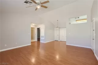 Photo #3: 2526253 Listing 