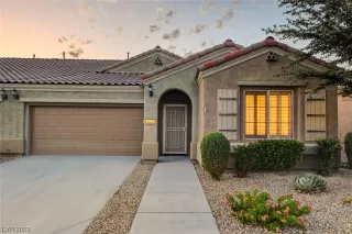 Photo #5: 2526304 Listing