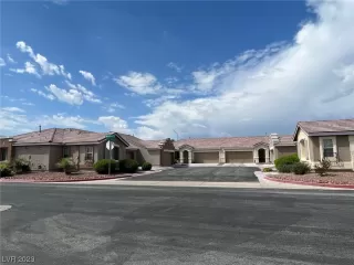 Photo #1: 2526348 Listing