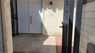 Photo #1: 2526362 Listing 