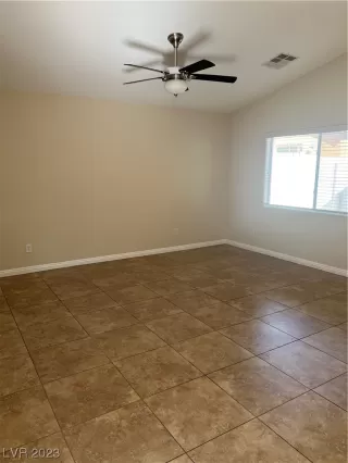 Photo #3: 2526366 Listing 