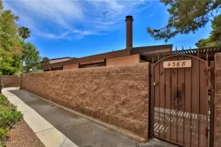 Photo #3: 2526376 Listing 