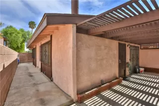 Photo #4: 2526376 Listing 