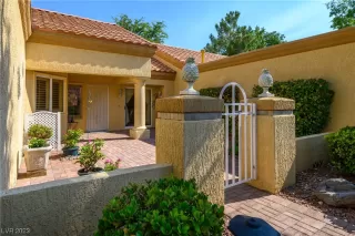 Photo #1: 2526384 Listing