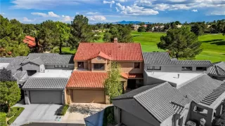 Photo #1: 2526398 Listing