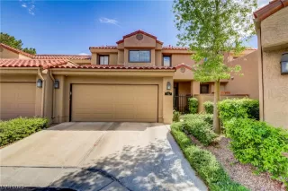 Photo #2: 2526398 Listing